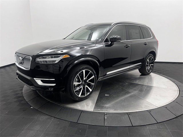 2025 Volvo XC90 Plus