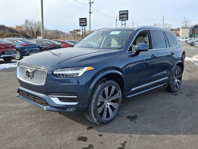 2025 Volvo XC90 Plus