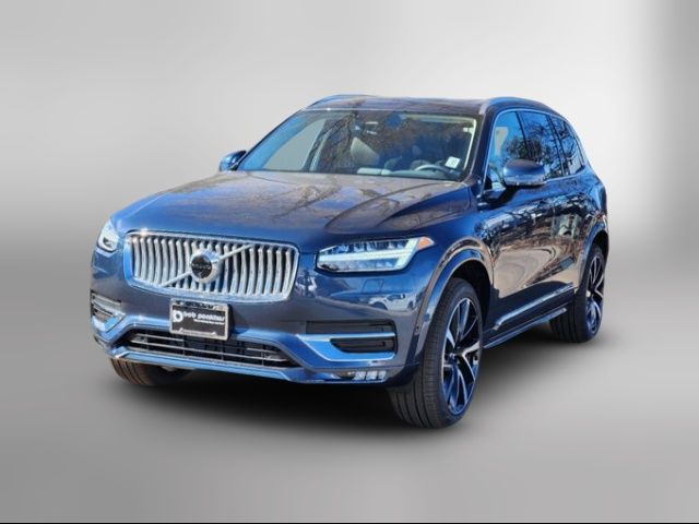 2025 Volvo XC90 Plus