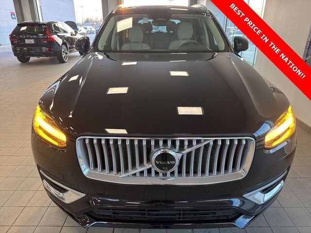 2025 Volvo XC90 Plus