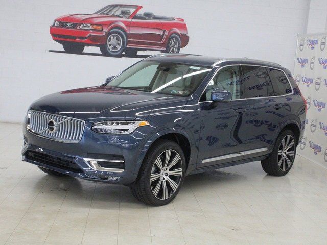 2025 Volvo XC90 Plus