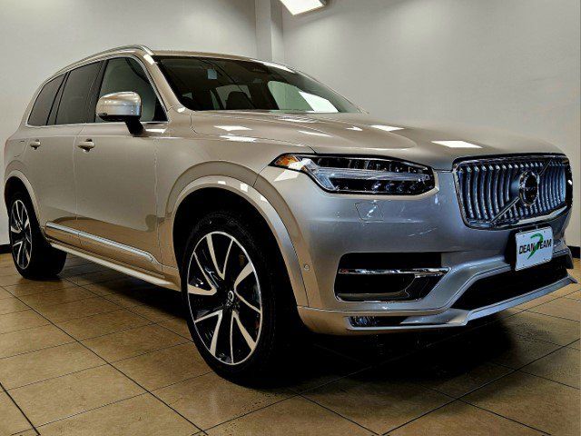 2025 Volvo XC90 Plus