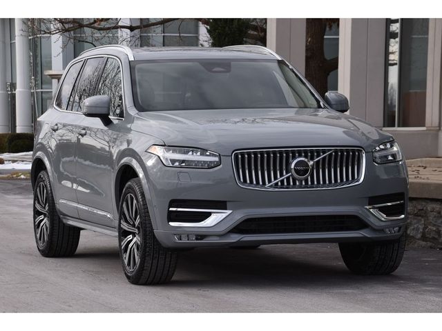 2025 Volvo XC90 Plus