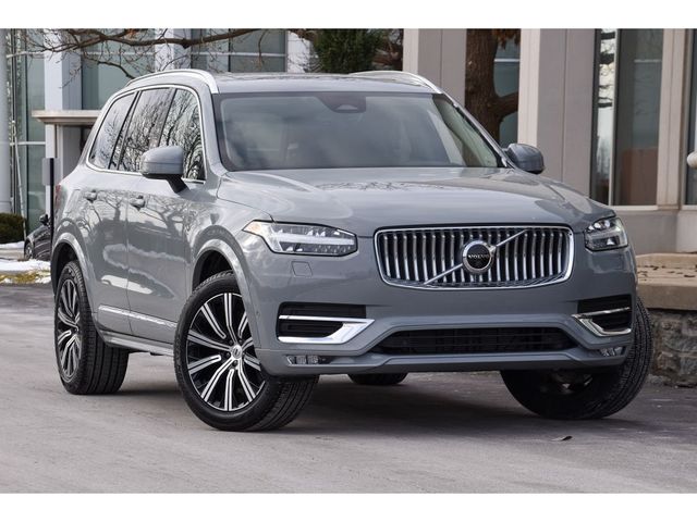 2025 Volvo XC90 Plus