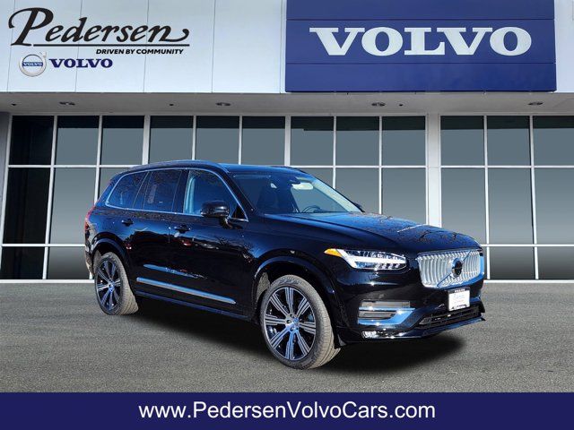 2025 Volvo XC90 Plus