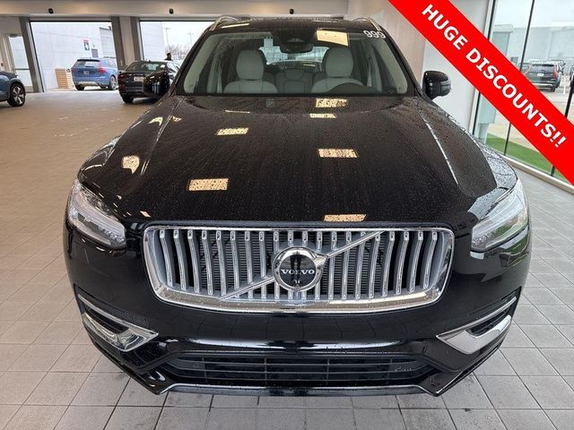 2025 Volvo XC90 Plus