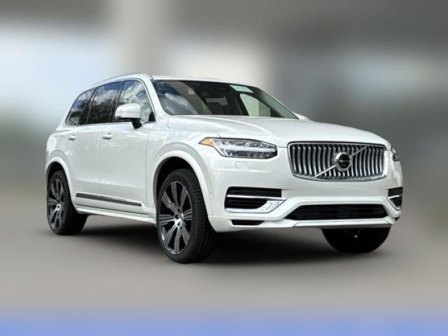 2025 Volvo XC90 Plug-In Hybrid Plus