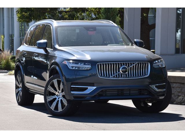 2025 Volvo XC90 Plug-In Hybrid Plus