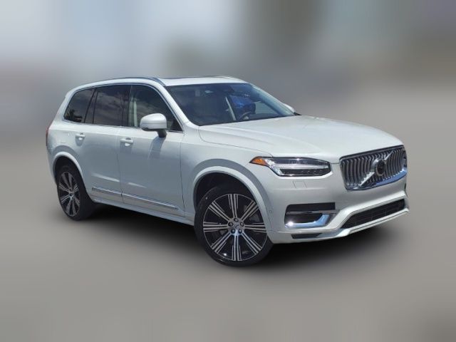 2025 Volvo XC90 Plug-In Hybrid Plus