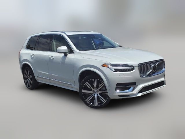 2025 Volvo XC90 Plug-In Hybrid Plus