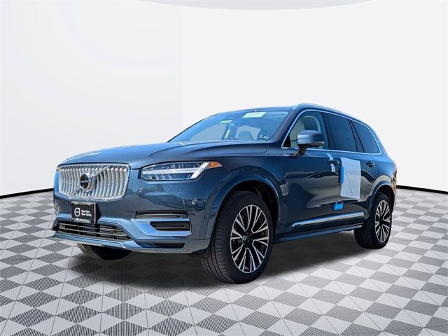 2025 Volvo XC90 Plug-In Hybrid Plus