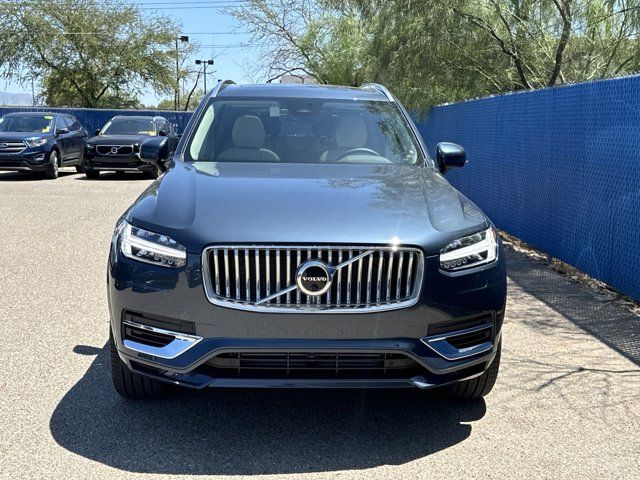 2025 Volvo XC90 Plug-In Hybrid Plus