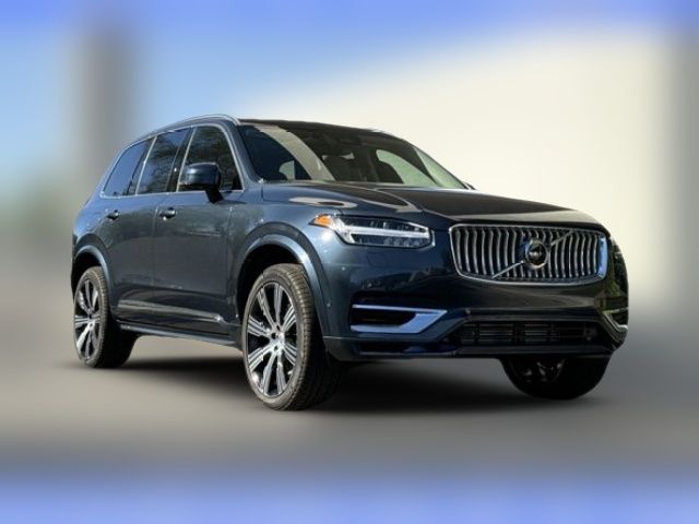 2025 Volvo XC90 Plug-In Hybrid Plus