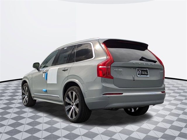 2025 Volvo XC90 Plug-In Hybrid Plus