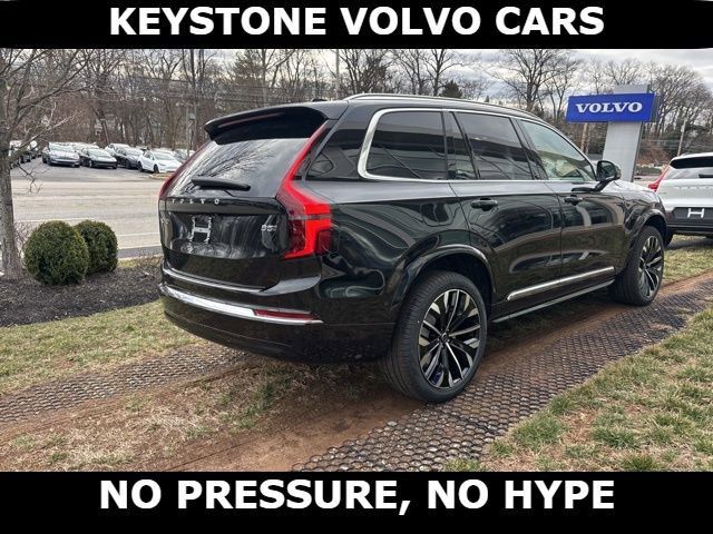 2025 Volvo XC90 Plus