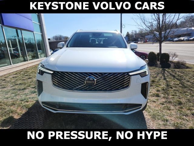 2025 Volvo XC90 Plus
