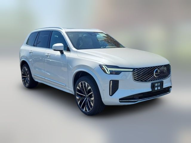 2025 Volvo XC90 Plus
