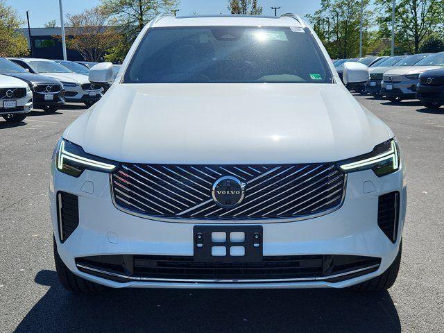 2025 Volvo XC90 Plus