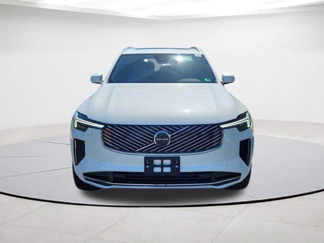 2025 Volvo XC90 Plus