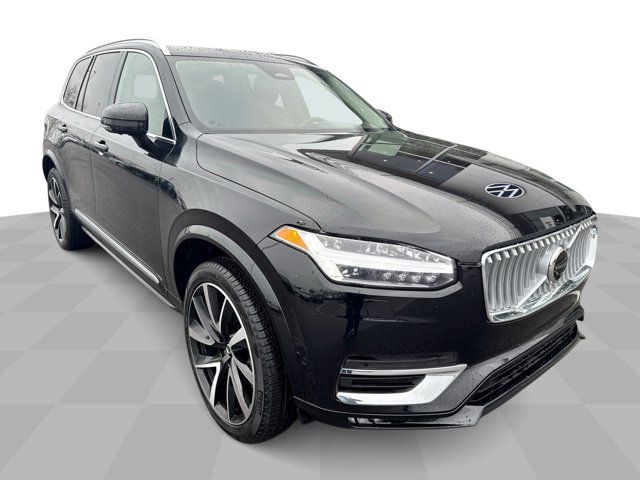 2025 Volvo XC90 Plus