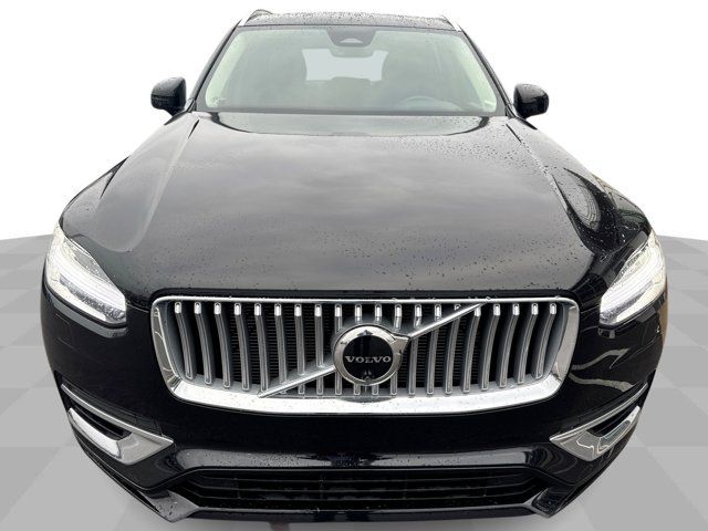 2025 Volvo XC90 Plus