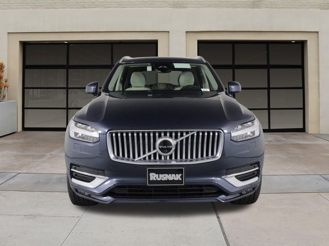 2025 Volvo XC90 Plus