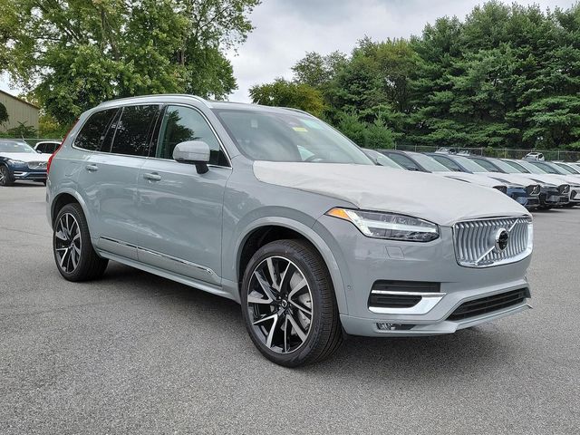 2025 Volvo XC90 Plus