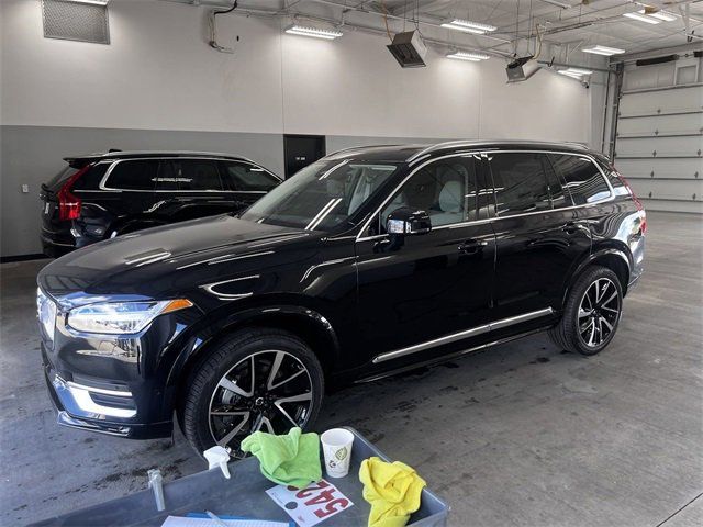 2025 Volvo XC90 Plus