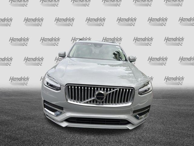 2025 Volvo XC90 Plus