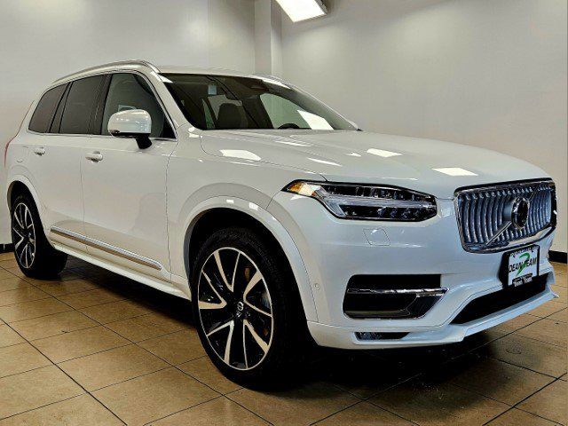 2025 Volvo XC90 Plus