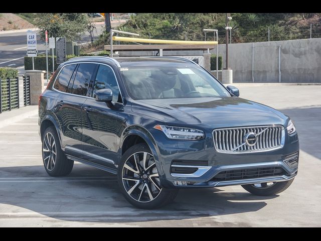 2025 Volvo XC90 Plus