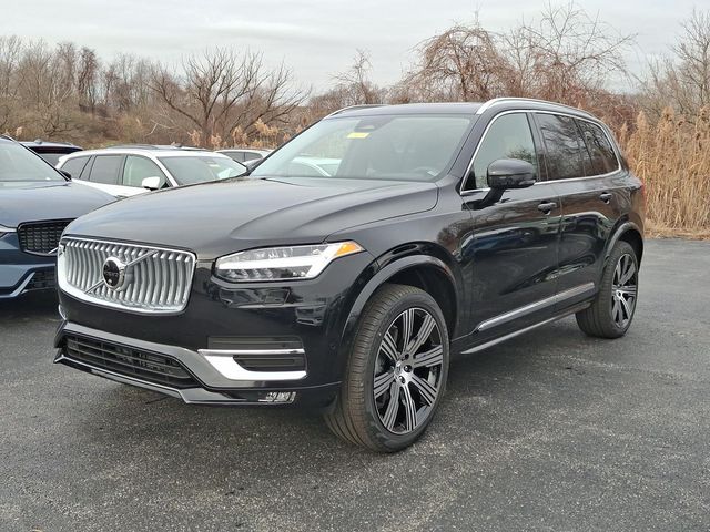 2025 Volvo XC90 Plus