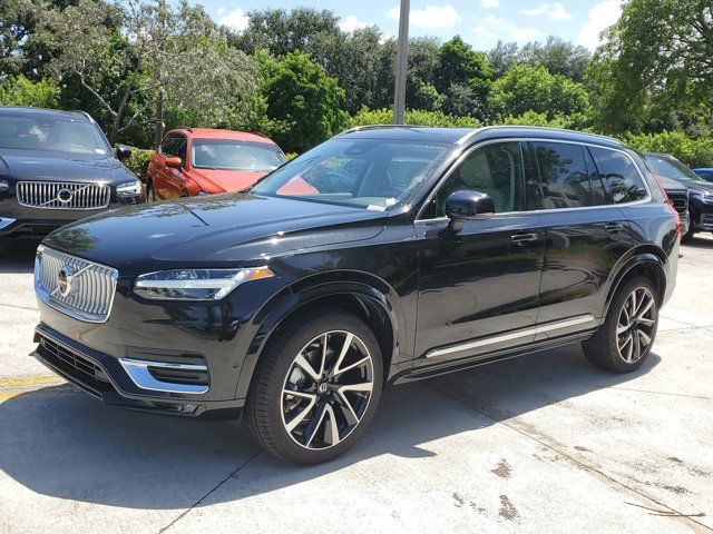 2025 Volvo XC90 Plus