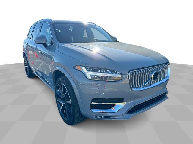 2025 Volvo XC90 Plus