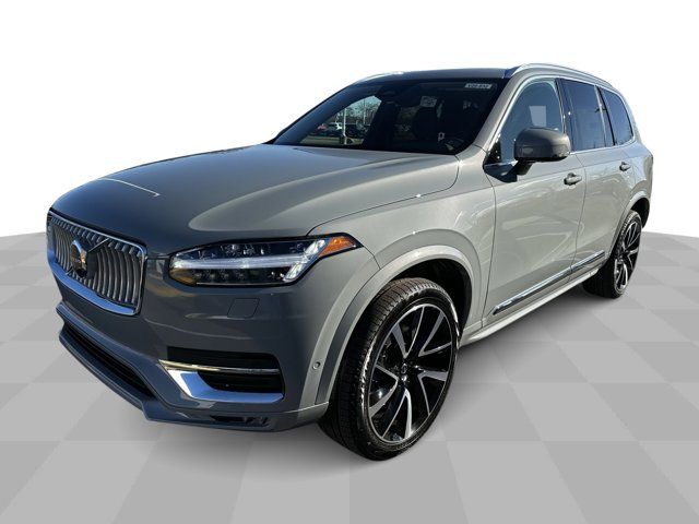 2025 Volvo XC90 Plus