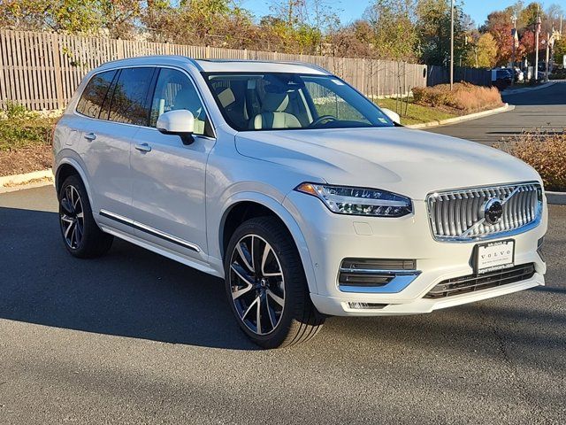 2025 Volvo XC90 Plus