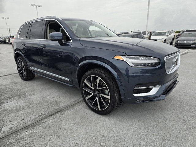 2025 Volvo XC90 Plus