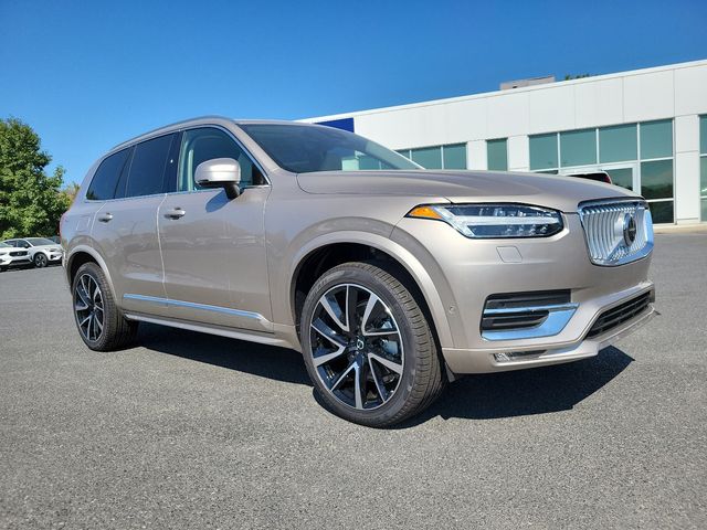 2025 Volvo XC90 Plus