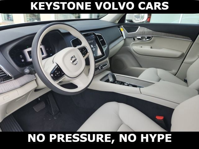 2025 Volvo XC90 Plus