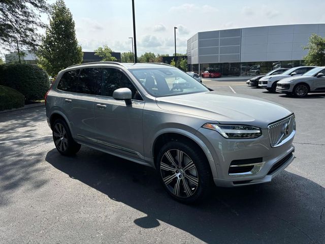 2025 Volvo XC90 Plug-In Hybrid Plus