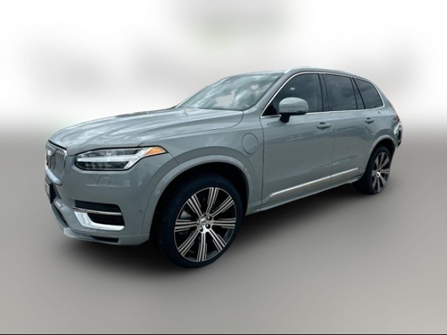 2025 Volvo XC90 Plug-In Hybrid Plus