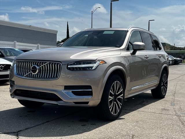 2025 Volvo XC90 Plug-In Hybrid Core