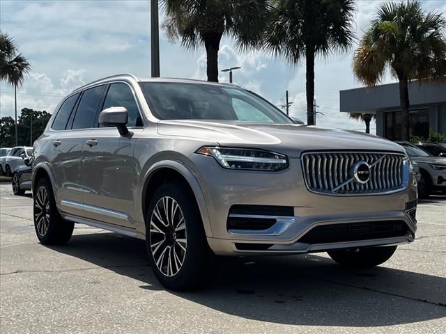 2025 Volvo XC90 Plug-In Hybrid Core