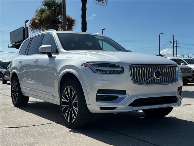 2025 Volvo XC90 Plug-In Hybrid Plus