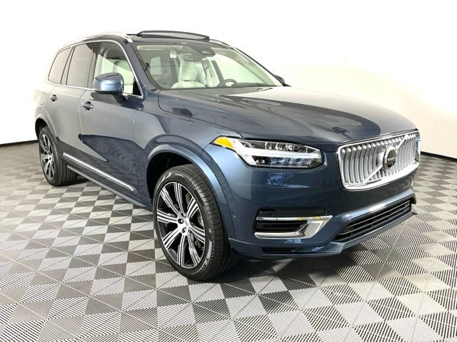 2025 Volvo XC90 Plug-In Hybrid Ultra