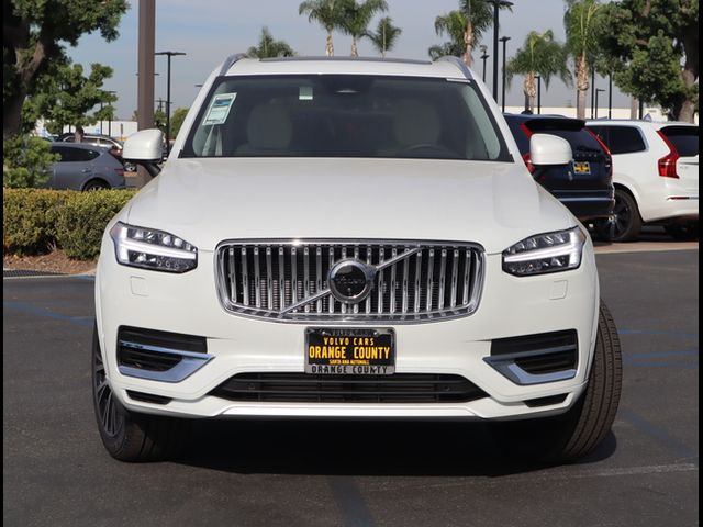 2025 Volvo XC90 Plug-In Hybrid Plus