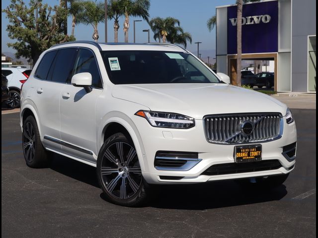 2025 Volvo XC90 Plug-In Hybrid Plus