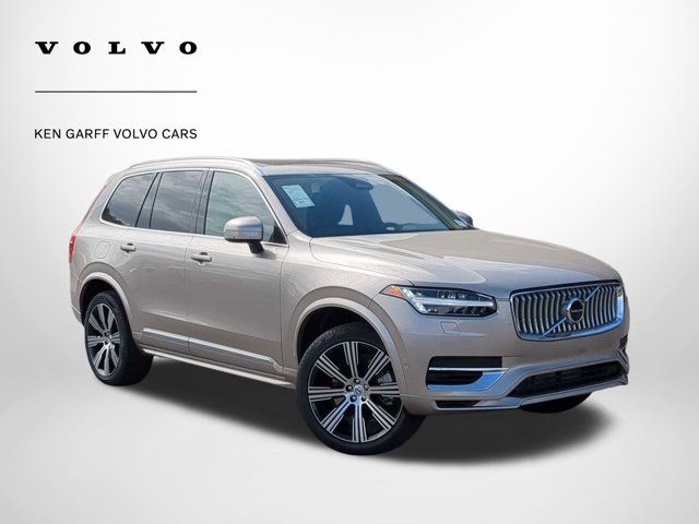 2025 Volvo XC90 Plug-In Hybrid Plus