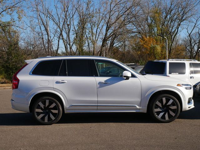 2025 Volvo XC90 Plug-In Hybrid Ultra