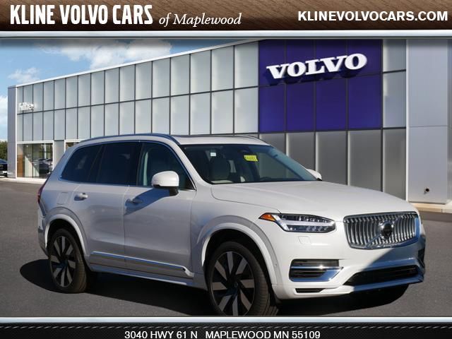 2025 Volvo XC90 Plug-In Hybrid Ultra